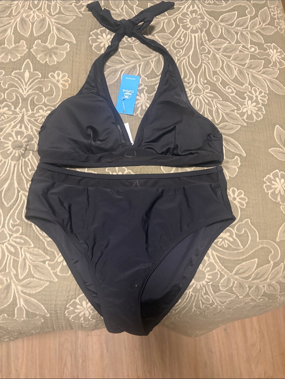 CUPSHE Black Halter High-Waist Bikini Set Size Medium